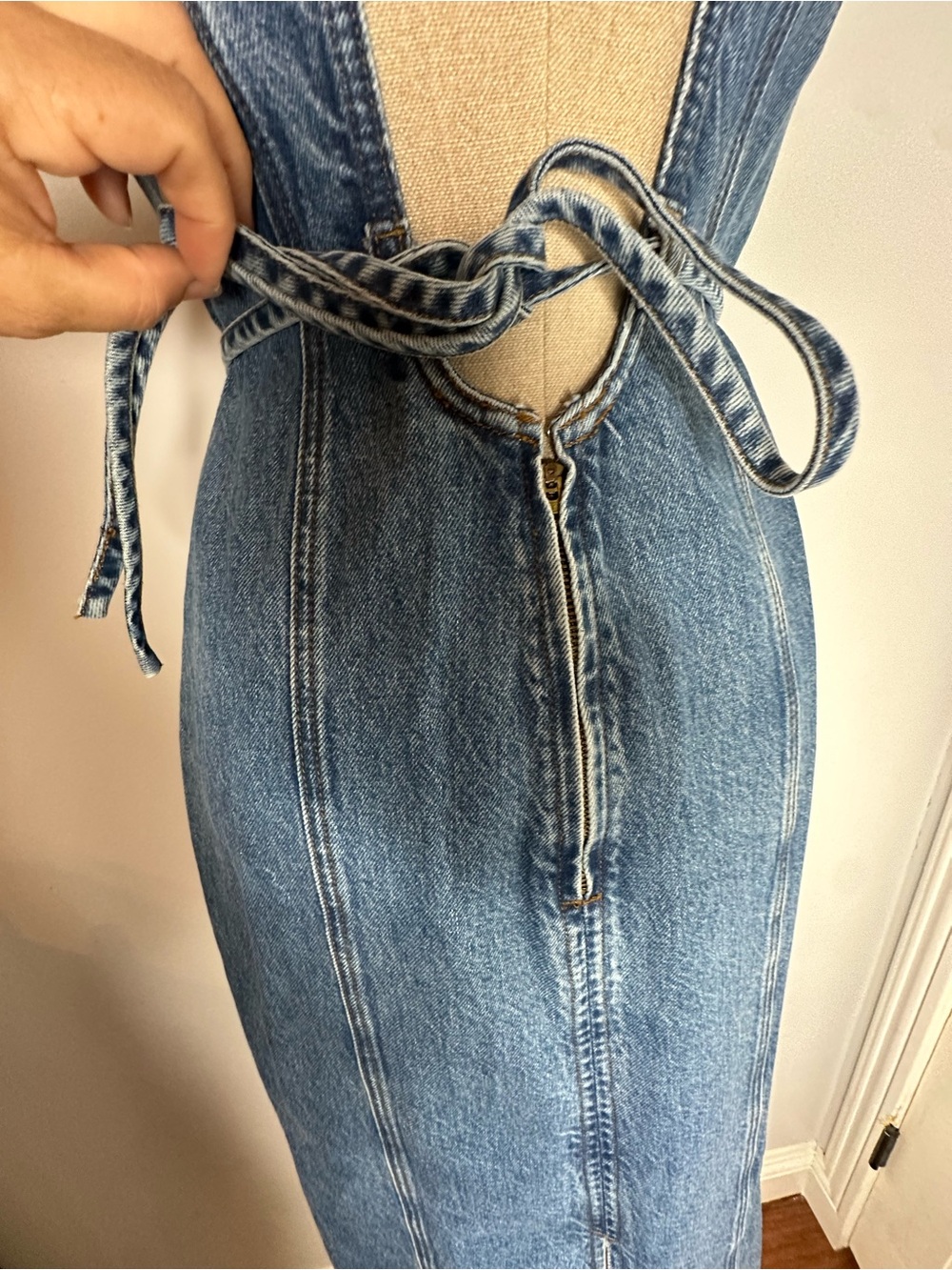 DALA Denim OPEN BACK DRESS blue denim size W24 - Picture 6 of 14